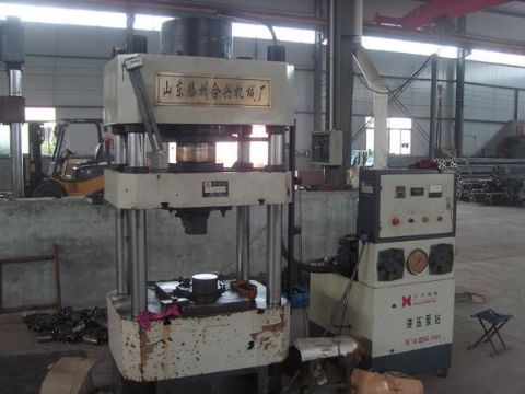 點(diǎn)擊查看詳細(xì)信息<br>標(biāo)題：液壓機(jī)-150 閱讀次數(shù)：2467